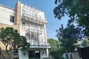 Premium Nest, Golf Course Road