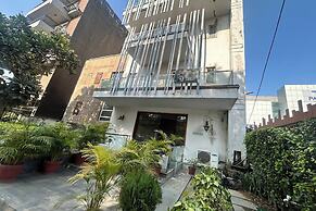 Premium Nest, Golf Course Road