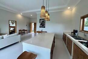 Padi-Padi Pool Villas