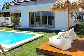 Padi-Padi Pool Villas