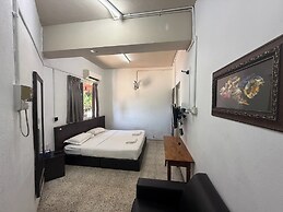 Aikka Hotel