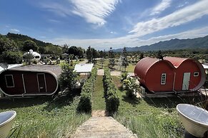 Honey Queen Resort