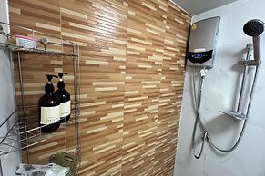 Honey Queen Resort
