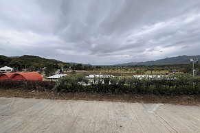 Honey Queen Resort