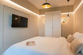 New Unirii Apartments by Olala Homes