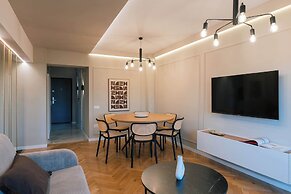 New Unirii Apartments by Olala Homes
