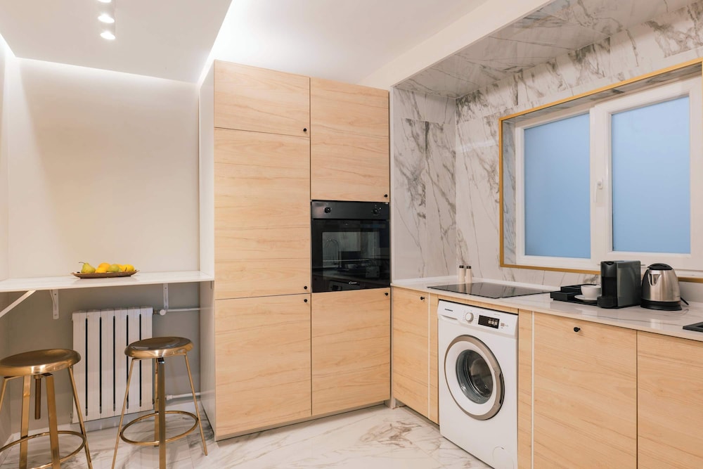 New Unirii Apartments by Olala Homes