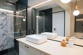 New Unirii Apartments by Olala Homes