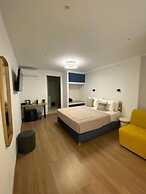 Living Yard Acropolis Apartments