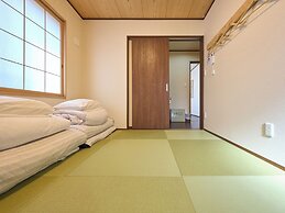 Yadoya Asakusa Kokeshian