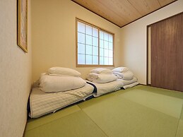 Yadoya Asakusa Kokeshian