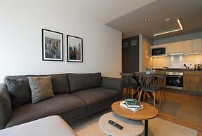 w Engaging 2BR w Impressive Deco in San Isidro