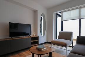 w Engaging 2BR w Impressive Deco in San Isidro