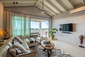 The Reef Superior Penthouse With Ocean View
