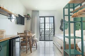 w Elegant Loft w Balcony in Bocagrande