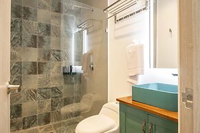 w Elegant Loft w Balcony in Bocagrande