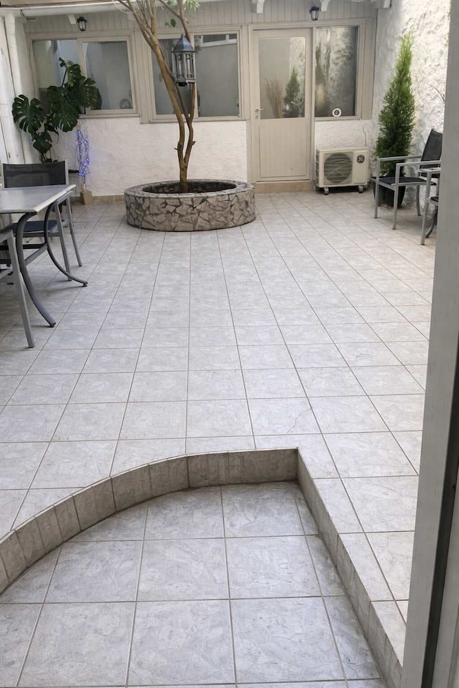 Athens Cozy Nest - Prime Central Location