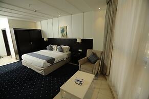Layale Lamar Hotel
