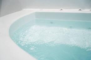 Akri Santorini with heated Jacuzzi