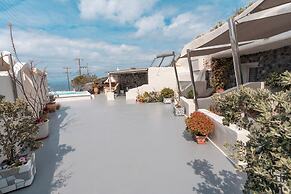 Rody Caves Oia
