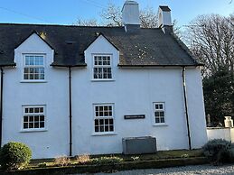Bodior Garden Cottage Bach