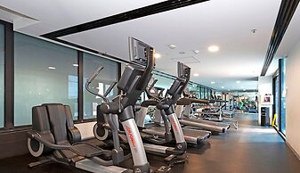 Central 2BR Apt by Melbourne Central, City Views