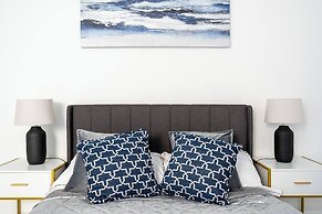 2 Bed Stylish Central Rochester Apartment Sleeps 4 Netflix Work Space