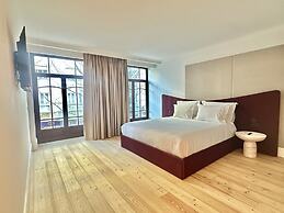 Bonjardim Prime in Oporto