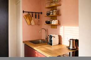 Geau Tiny House Cabin