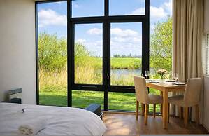 Geau Tiny House Cabin