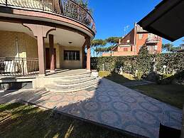 Villa Visconti by Ghor