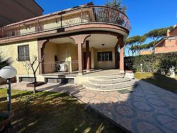 Villa Visconti by Ghor