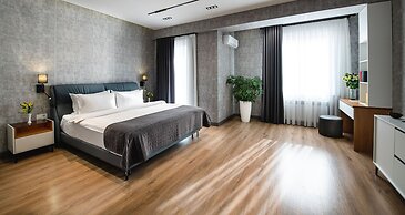 City Deluxe Apartments
