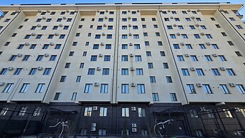 City Deluxe Apartments