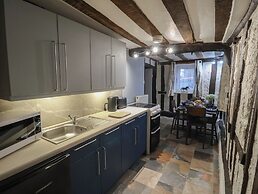 Driftway Stables Retreat