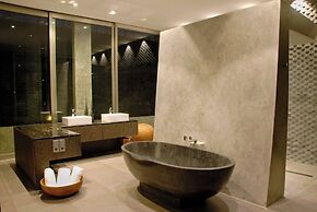 Modern 4BD Villa with Pool in Seminyak