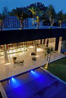 Modern 4BD Villa with Pool in Seminyak
