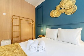 Goa Square Guesthouse by Lisbon with Sintra