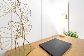 Goa Square Guesthouse by Lisbon with Sintra