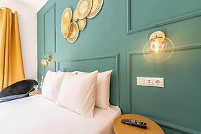 Goa Square Guesthouse by Lisbon with Sintra