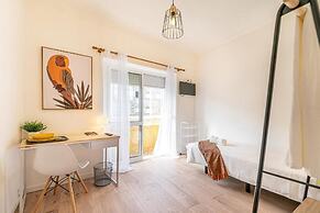 Goa Square Guesthouse by Lisbon with Sintra