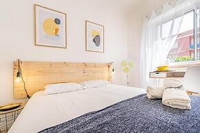 Goa Square Guesthouse by Lisbon with Sintra