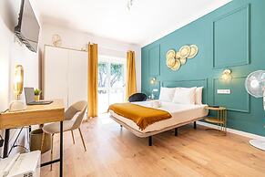 Goa Square Guesthouse by Lisbon with Sintra