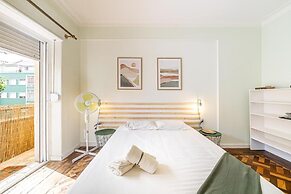 Goa Square Guesthouse by Lisbon with Sintra