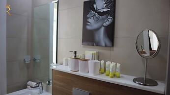 Masdar Oasis 2 Studios And Apartments By Rhh