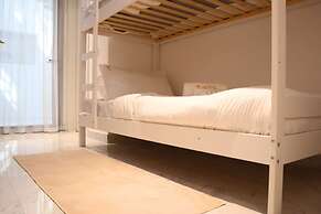 Masdar Oasis 1 Modern Apartmenst By Rhh