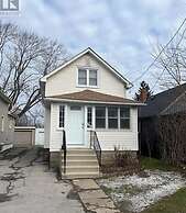 Cozy Cottage in Niagara Falls