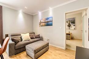 Central Msida Apartment Workspace Wi-fi A C