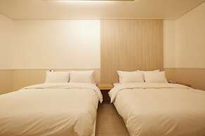 JM HOTEL