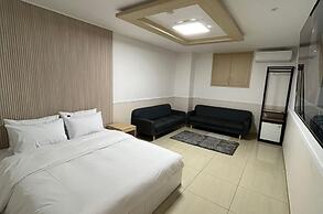 JM HOTEL